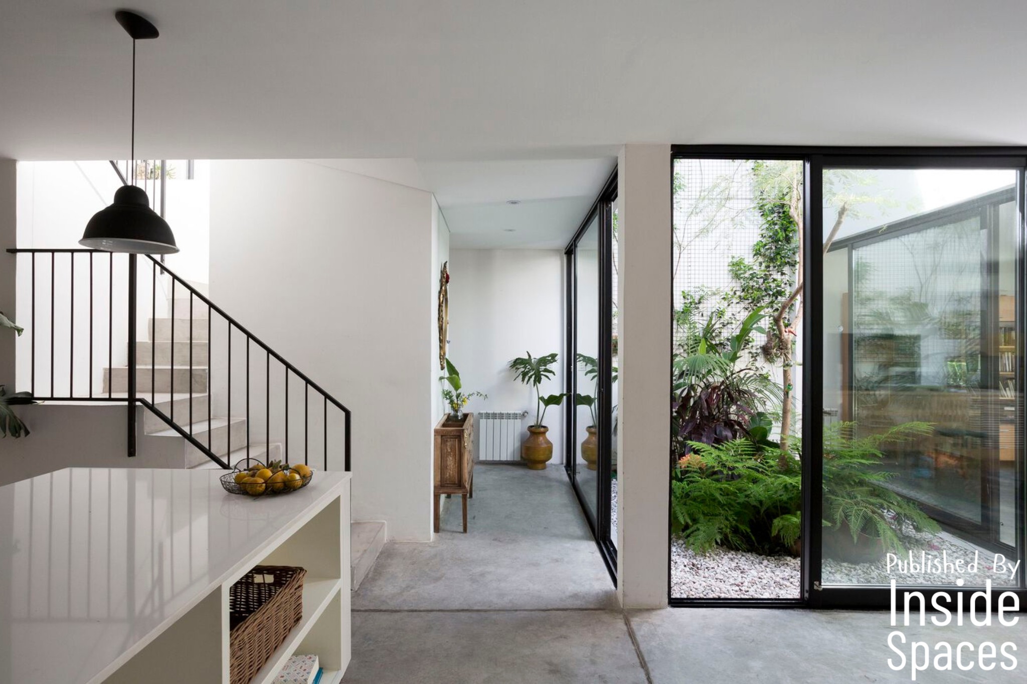 1755047639_PH6aES0_1.jpg